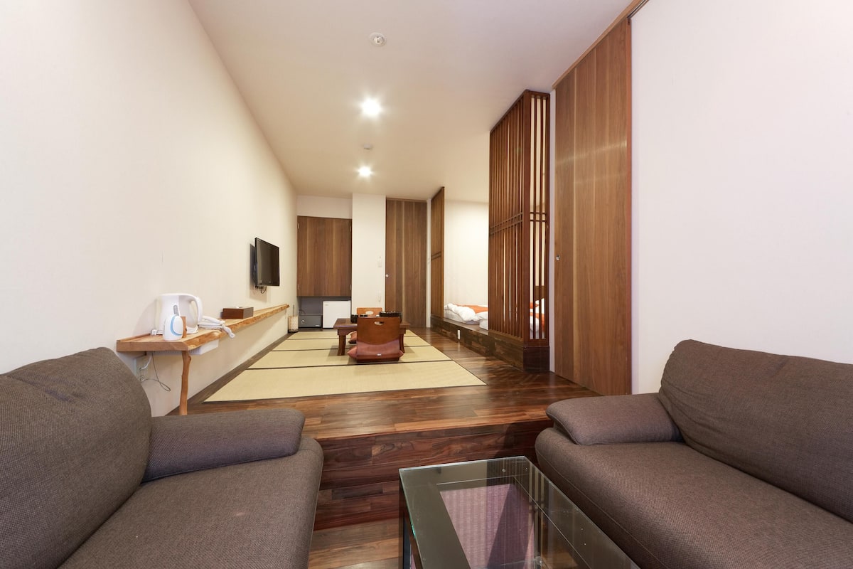 japanese western style room with living room and private open-air bath, non smoking (annex building) | 1 bedroom, in-room safe, free wifi, bed sheets