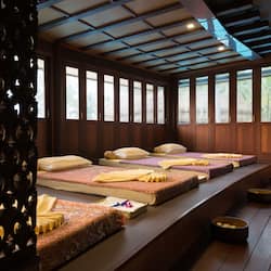 Sauna, trattamenti per il corpo, aromaterapia, massaggi svedesi