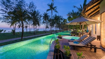 Oceanfront Jacuzzi Villa (Adults Only) | Terrace/patio