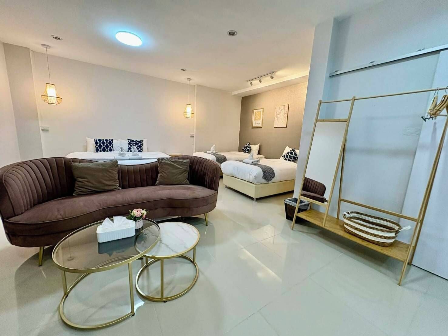 Photo - Chiang Mai Waroros Boutique Hotel