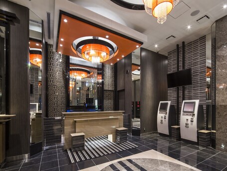 APA Hotel Higashi Shinjuku Kabukicho - Image 4