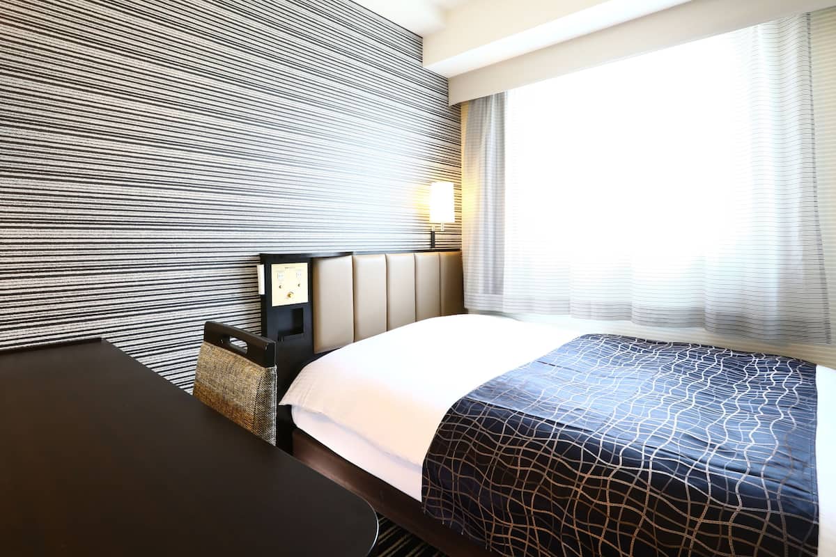 Literie de qualité supérieure, couette en duvet d'oie, bureau