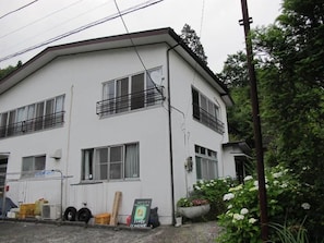 Exterior - Narusawa Lodge (Nikko)