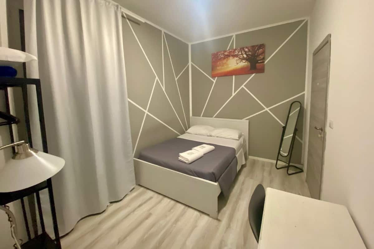 Italienske Frette-laken, sengetøy av topp kvalitet og safe på rommet