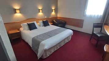 Superior Double Room | Desk, free WiFi, bed sheets