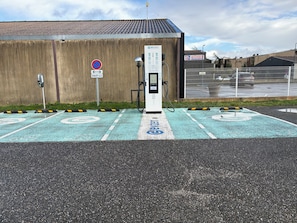 Exterior - Brit Hotel Confort Villeneuve Sur Lot (Bias)