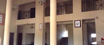 Pinnacle Hotels and Suites