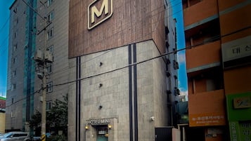 Facciata della struttura