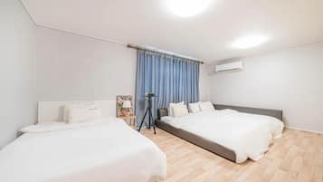 Family Room, Multiple Beds | Soundproofing, free WiFi