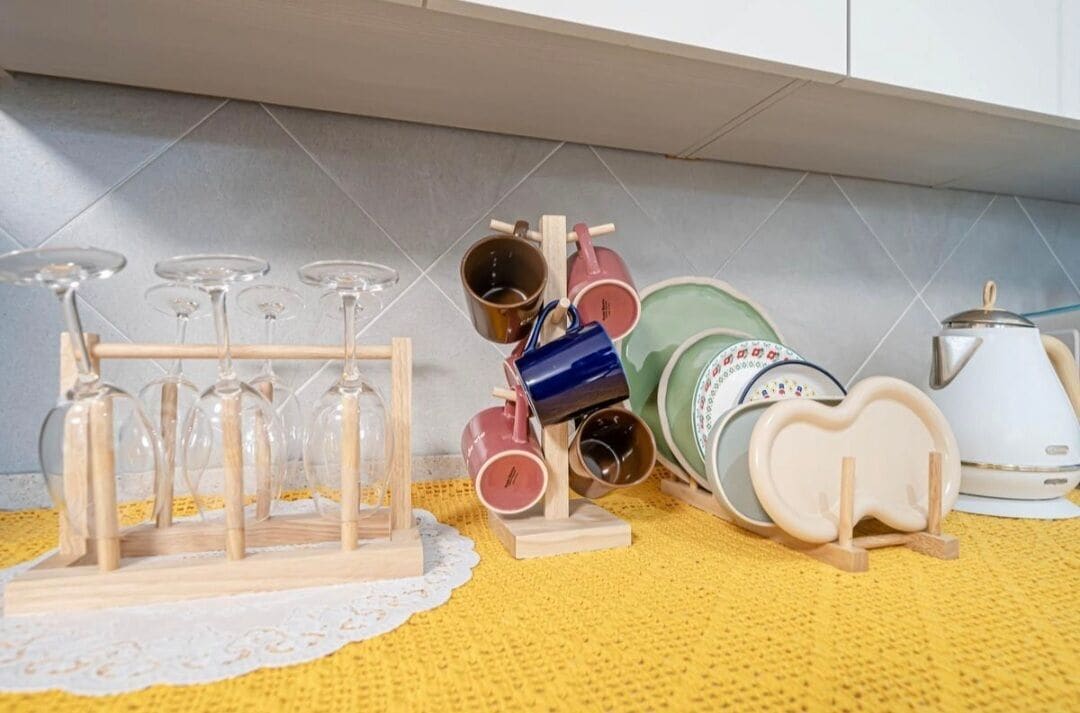 family room, multiple beds | private kitchen | fridge, microwave, cookware/dishes/utensils