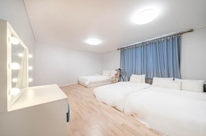 Family Room, Multiple Beds | Soundproofing, free WiFi