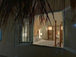 Két bảo mật tại phòng, giường gấp/giường phụ (phụ phí)