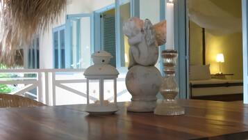 In-room safe, rollaway beds, free WiFi