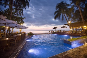 Outdoor pool - Amata Resort & Spa (Ngapali)