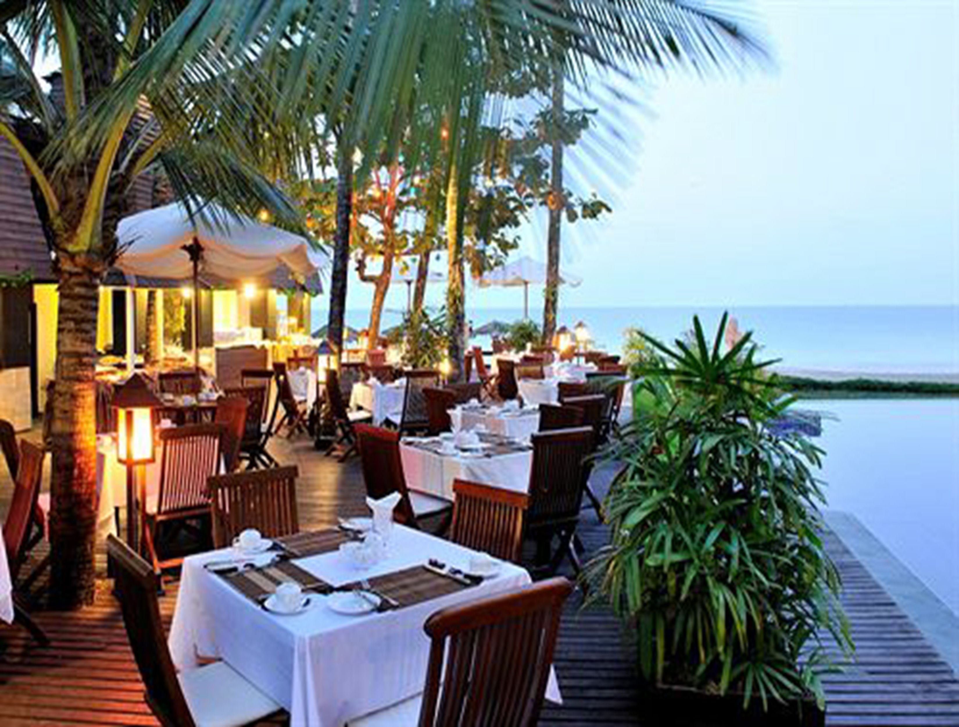 Breakfast, lunch, dinner served; Pan-Asian cuisine, pool views 