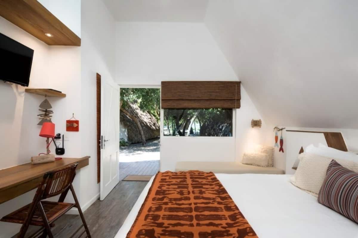 Standard Ocean view | Room amenity