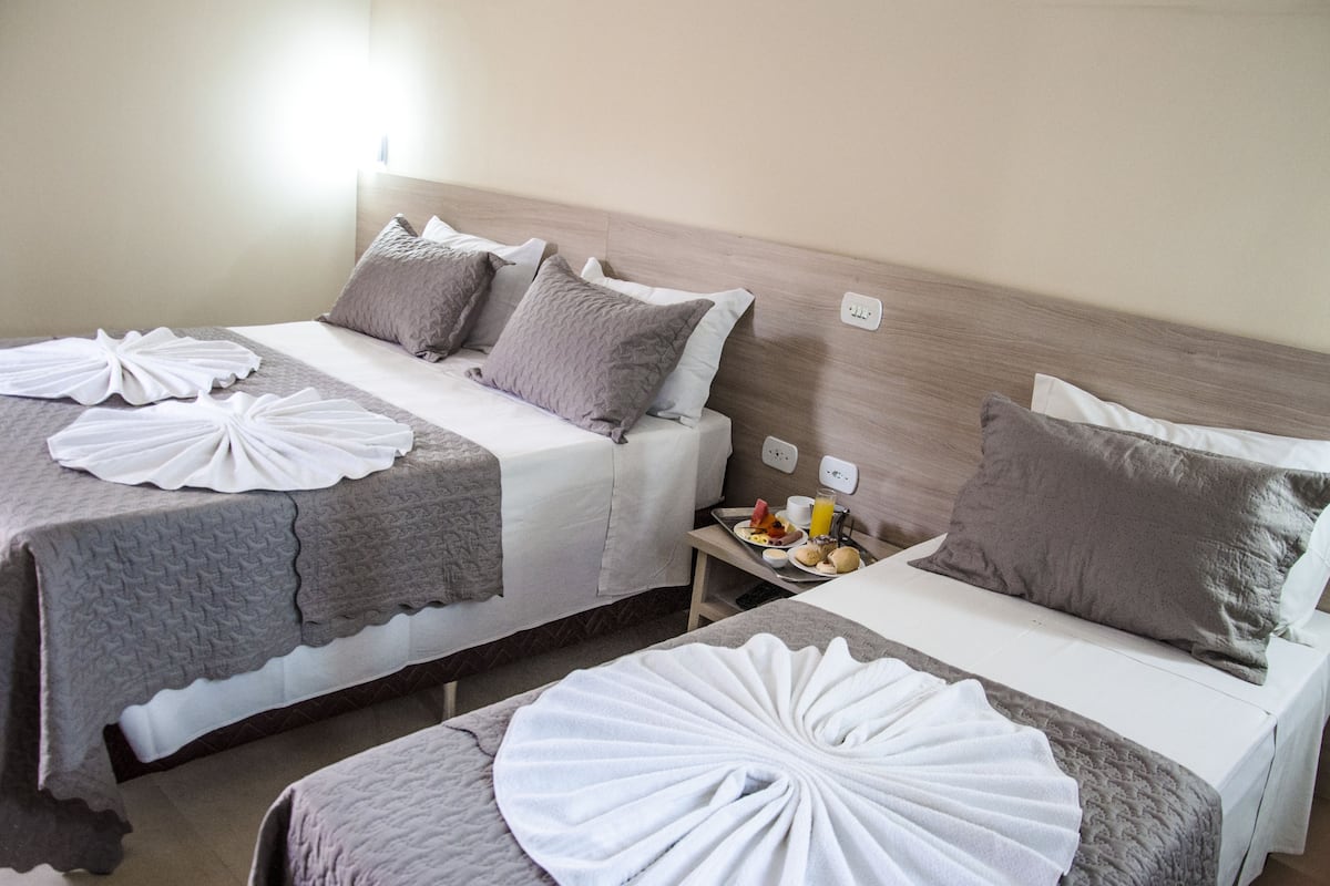 Wifi gratis y ropa de cama 