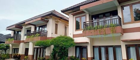 Fachada da propriedade