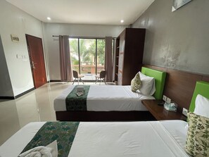 Deluxe Twin Room - Melati Resort & Hotel (Kuta)