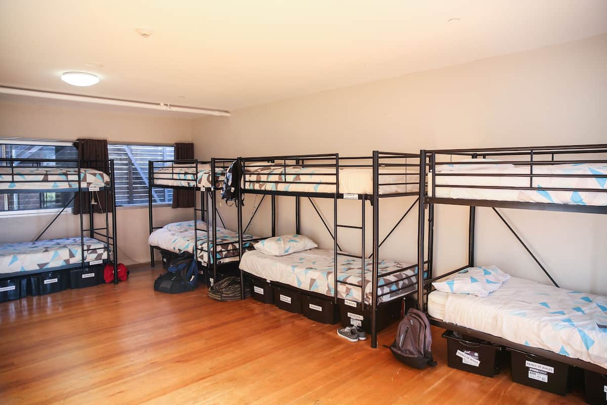 공용 도미토리, 남녀공용 도미토리 (Bed in 10-Bed)