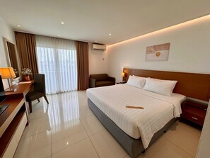 Superior Double Room | โต๊ะทำงาน, ผ้าม่านกันแสง, ห้องเก็บเสียง, เตียงเสริม/เปล