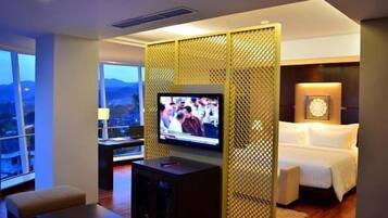 Ocean Suite King Bed | View from room