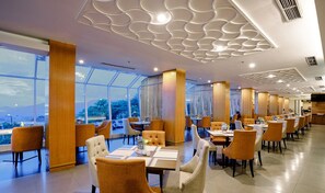 Breakfast, lunch, dinner served; international cuisine  - Emersia Hotel & Resort (Bandar Lampung)