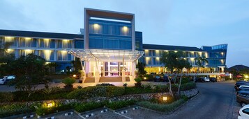 Front of property - evening/night