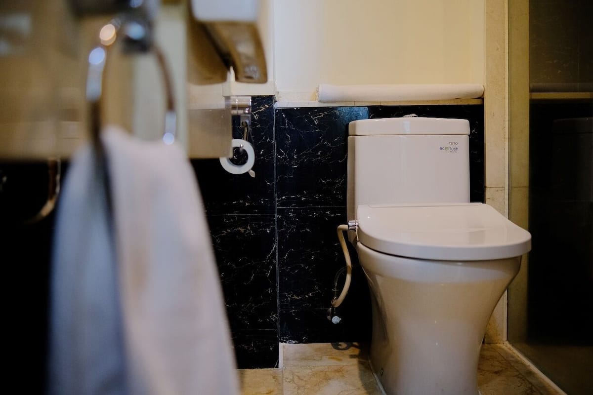 minibar, in-room safe, desk, blackout curtains