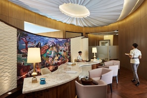 Couples treatment rooms, sauna, hot tub, steam room, body treatments