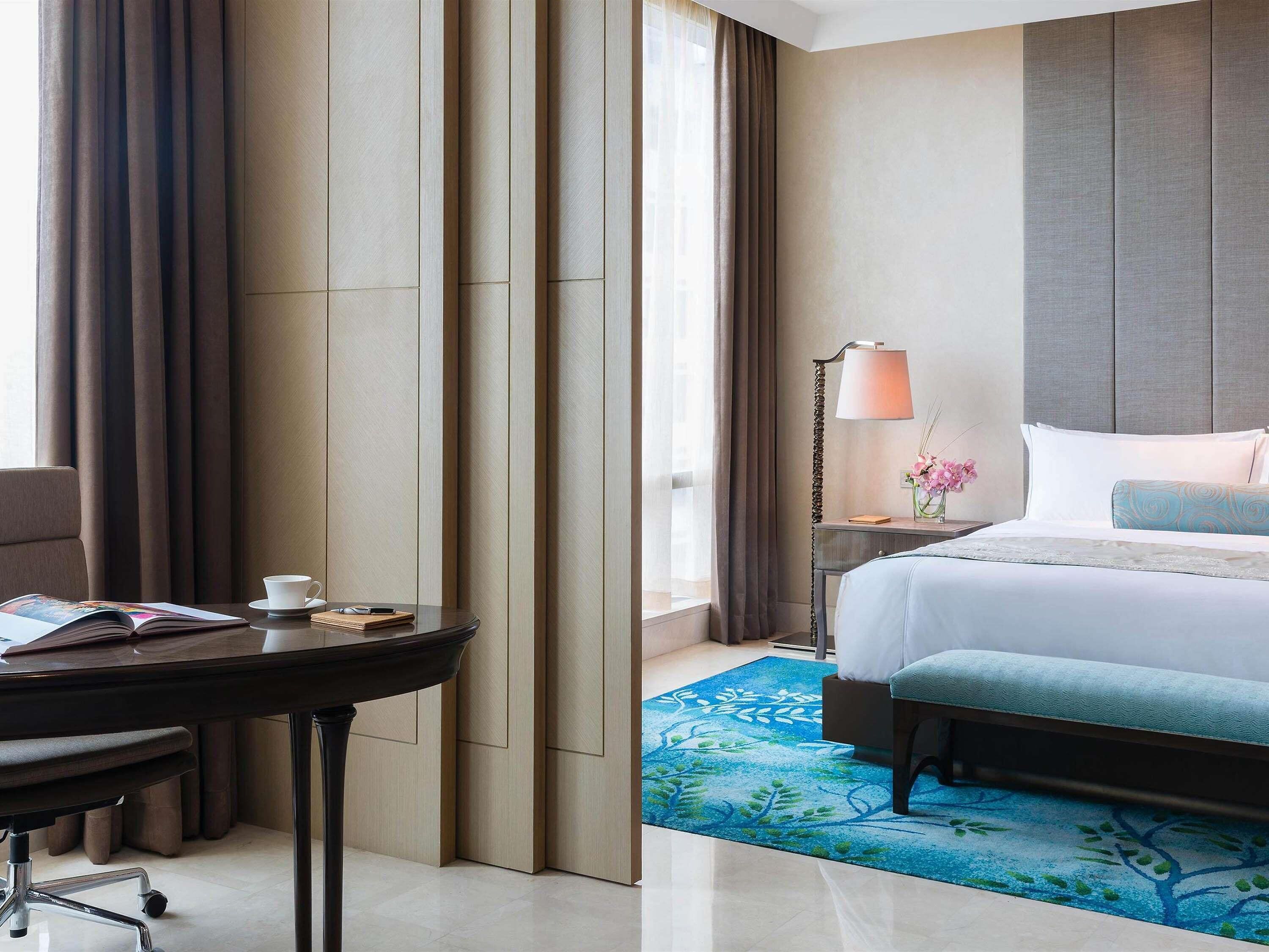 1 bedroom, Egyptian cotton sheets, premium bedding, minibar