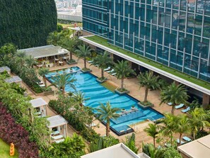 2 piscine all'aperto, cabanas (a pagamento)