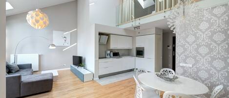 Loft, 1 Bedroom, Balcony (2 floors, 4 people) | Private kitchen | Fridge, microwave, stovetop, dishwasher