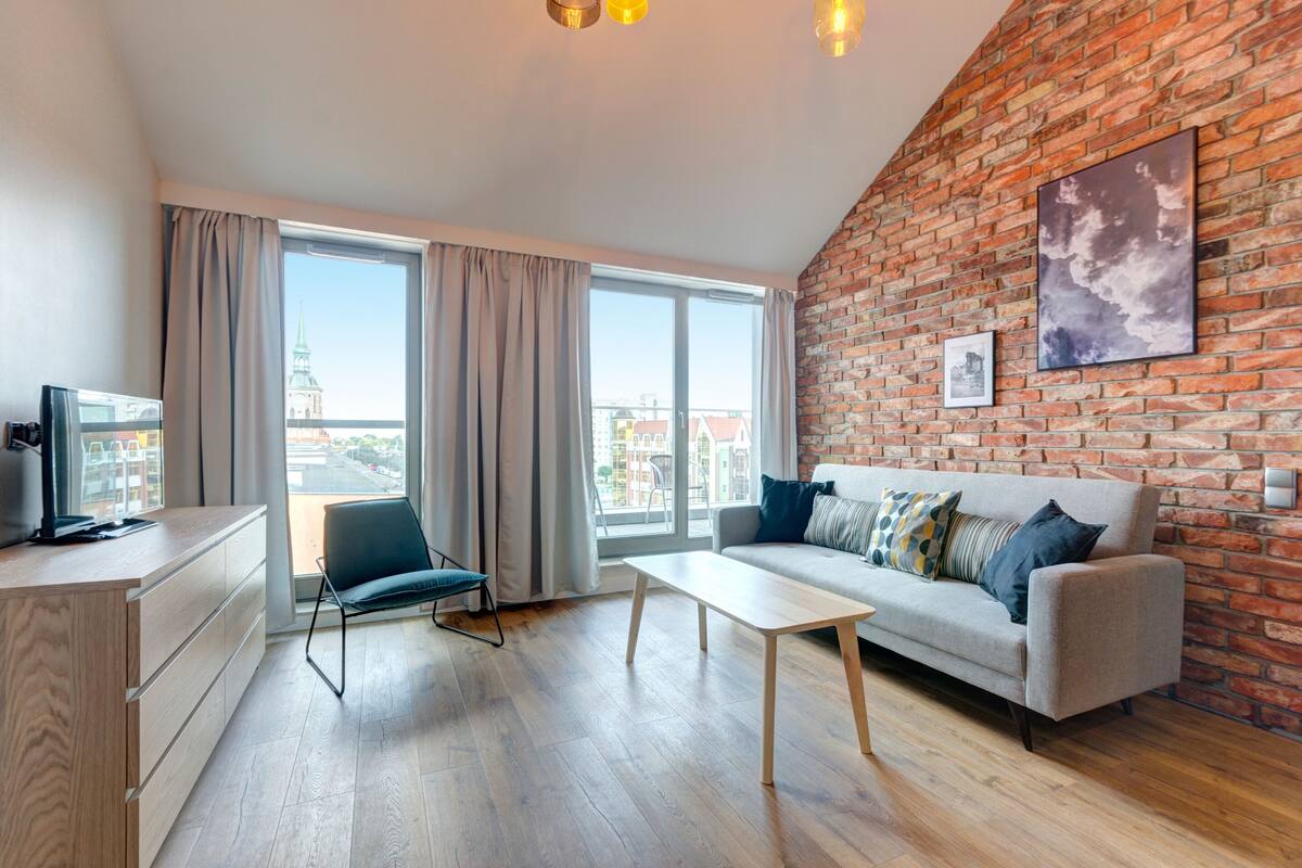 Deluxe Apartment, 2 Bedrooms, Terrace (4 adults) | Peralatan tempat tidur premium, dihias secara berasingan