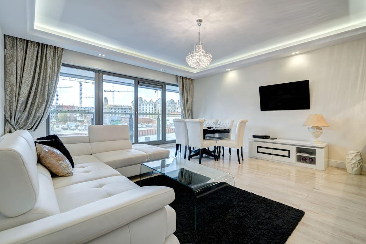 Deluxe Apartment, 3 Bedrooms, River View (6 Adults) | Peralatan tempat tidur premium, dihias secara berasingan