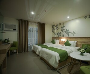 Habitación Deluxe | Minibar y caja de seguridad en la habitación