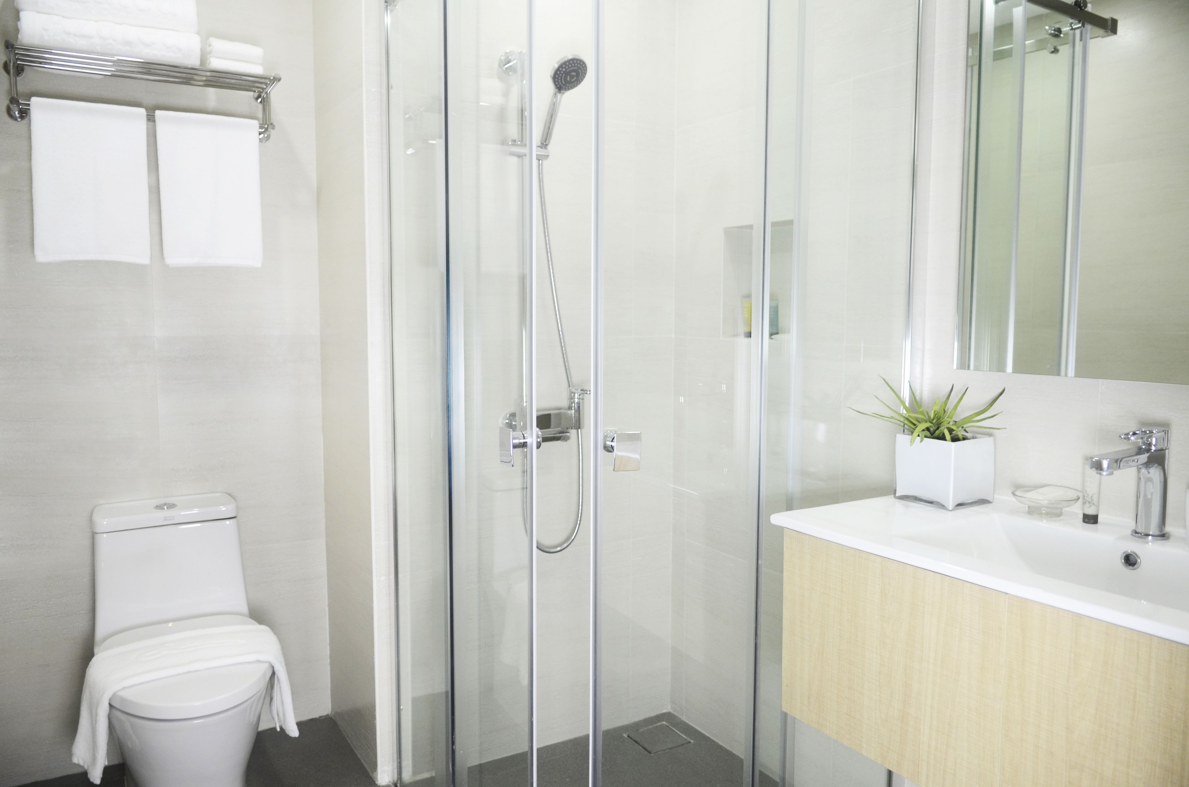 apartment, 1 bedroom | bathroom | shower, free toiletries, hair dryer, bidet