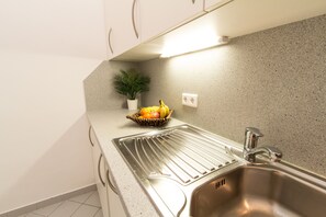 Apartment, 2 Bedrooms | Private kitchen - CheckVienna - Lassallestrasse (Vienna)