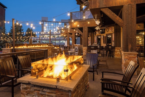 Golden Nugget Hotel & Casino Lake Tahoe 