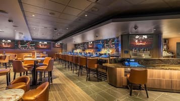 4 bar/lounge, bar per sportivi