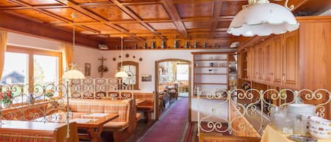 Colazione a buffet inclusa