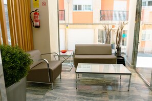 Televisión de pantalla plana de 20 pulgadas con canales digitales