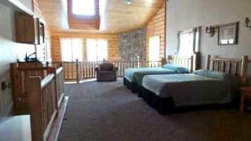 家庭联排别墅, 阳台, 湖畔 | 1 多间卧室、免费婴儿床、免费 WiFi、床单