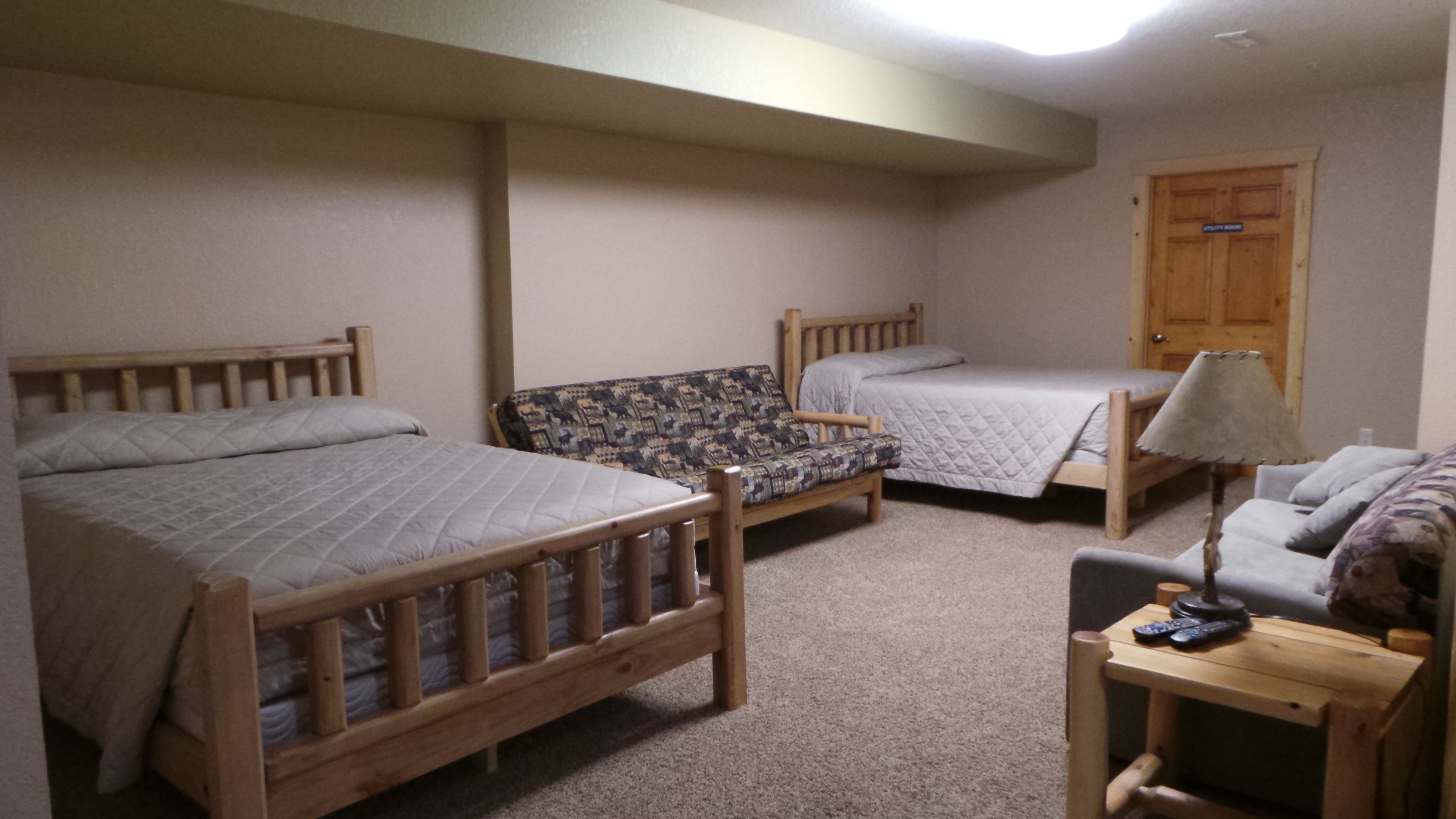 Log Gables - Lake Front