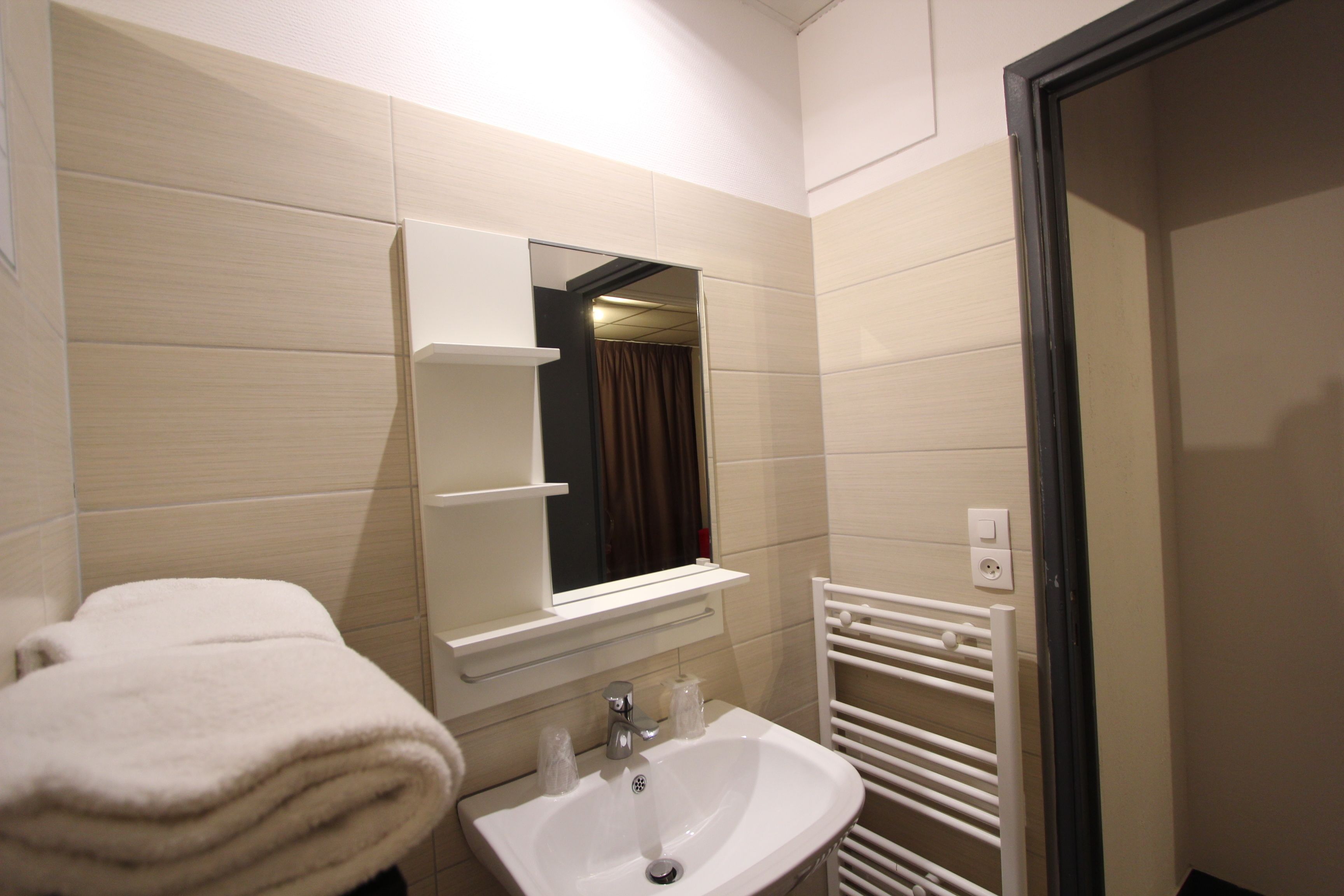 Foto - Hôtel Vol de Nuit Purpan