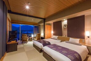 Wide View Twin Room | In-room safe, desk, free WiFi - Migiwatei Ochi Kochi (Fukuyama)