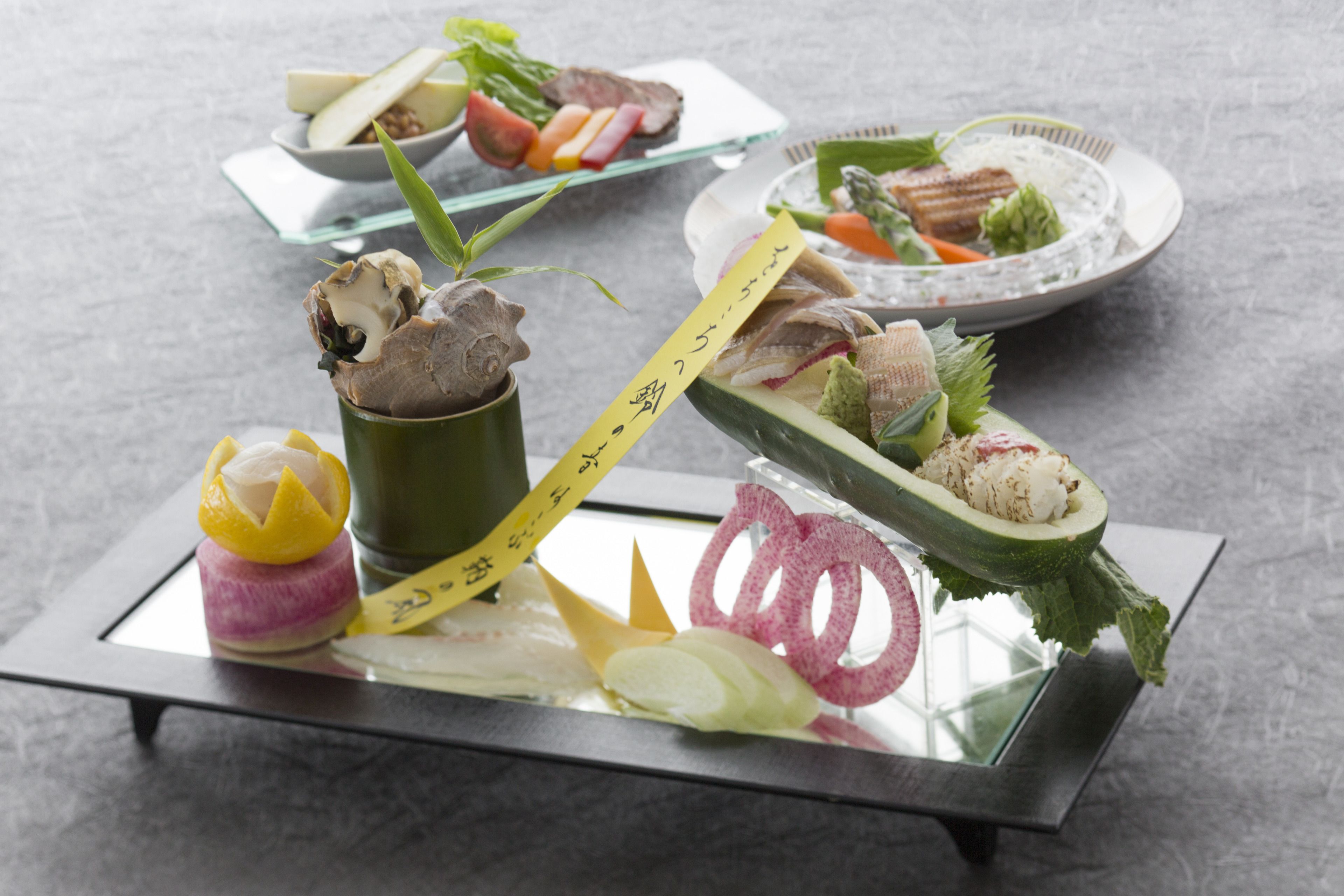 Dinner served, seafood