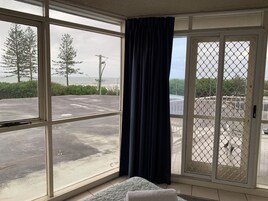 Appartement, 2 chambres | Bureau, fer et planche à repasser, Wi-Fi gratuit, draps fournis