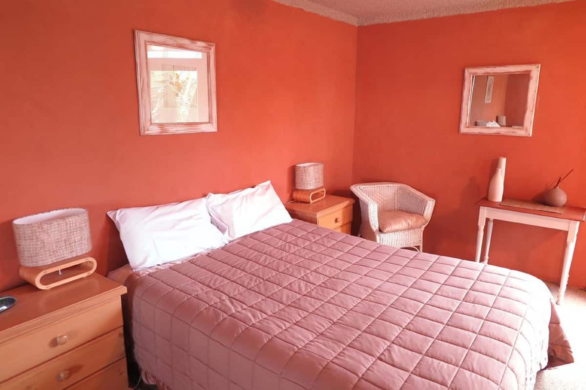 Desk, iron/ironing board, free WiFi, bed sheets