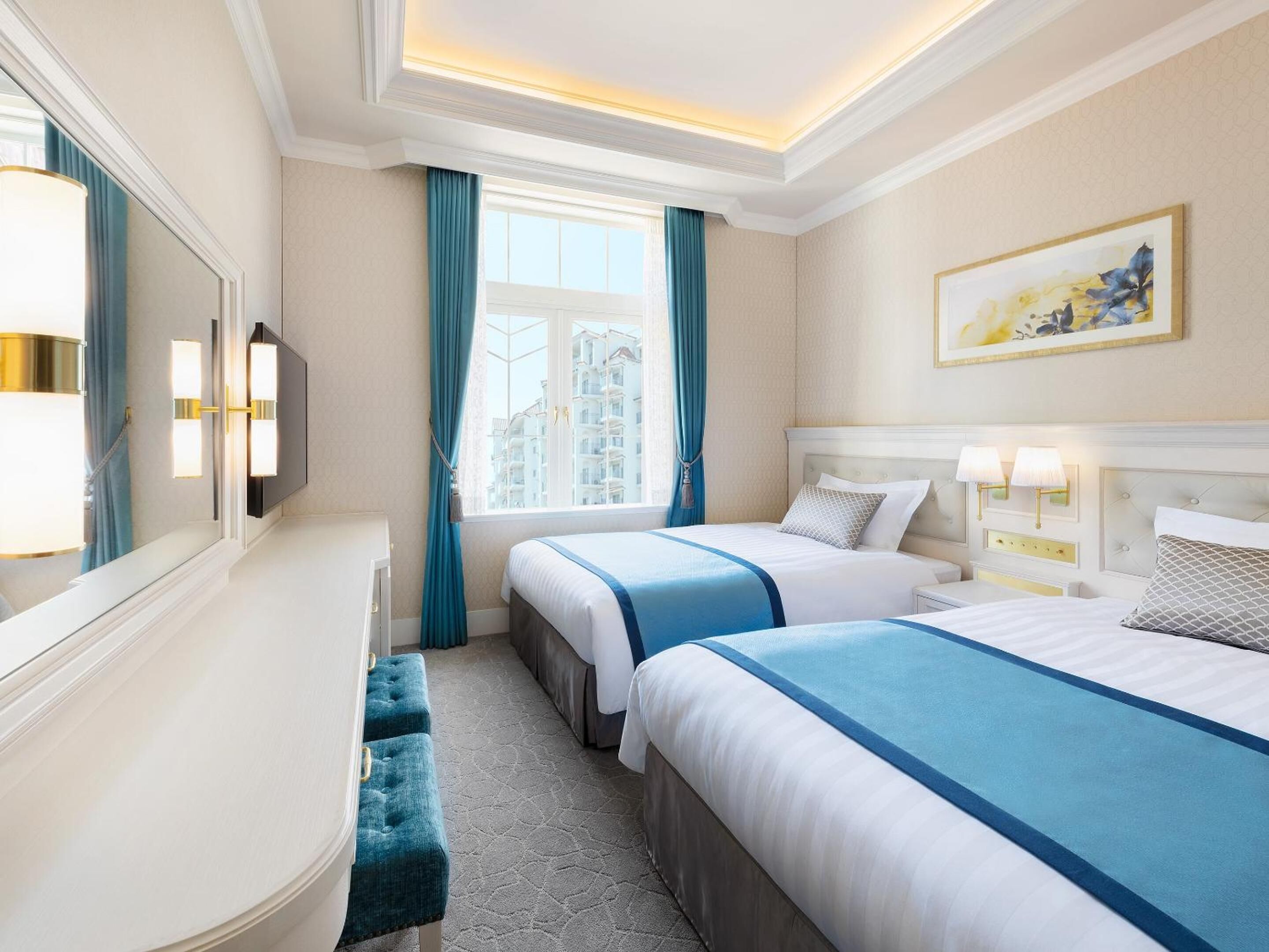 1 bedroom, iron/ironing board, free wired internet, bed sheets